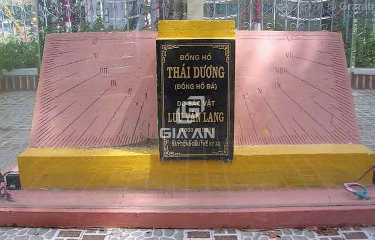Đồng hồ đá Thái Dương điểm du lịch nên đến của tỉnh Bạc Liêu