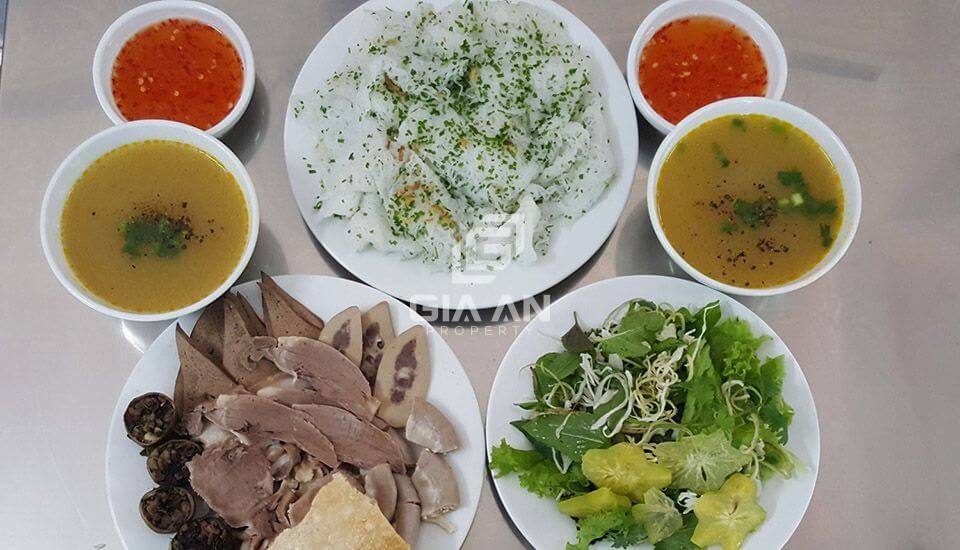 Đi Quy Nhơn ăn gì? TOP những món ăn nhìn thôi đã thèm - 19 Bánh hỏi cháo lòng món quen mà lạ