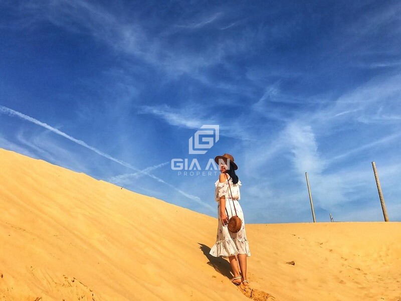 Đồi cát Phương Mai là địa điểm đang chờ được khám phá