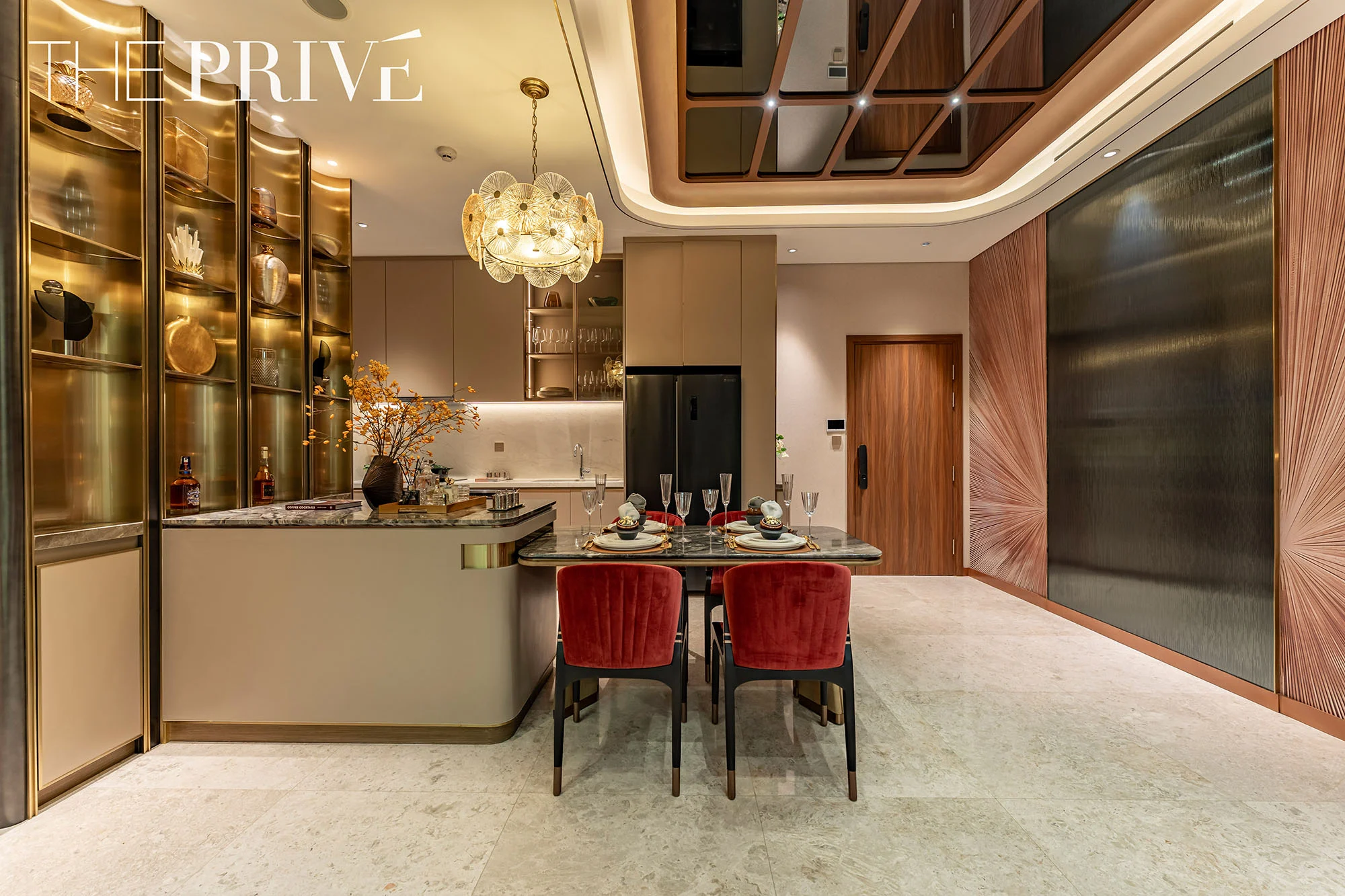 THE PRIVÉ - 76