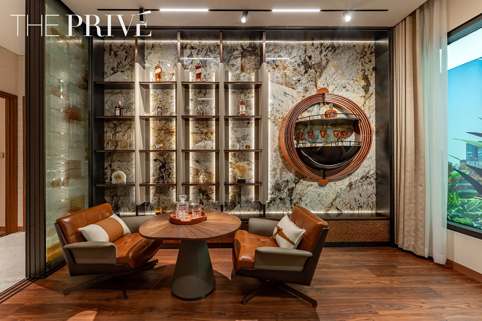 THE PRIVÉ - 81